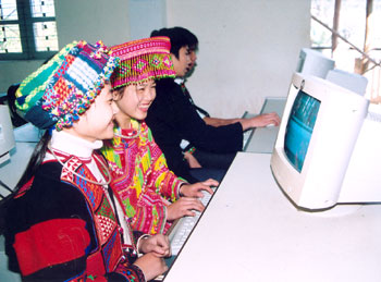 Nguy cơ tin tặc tấn công hệ thống máy chủ ở VN